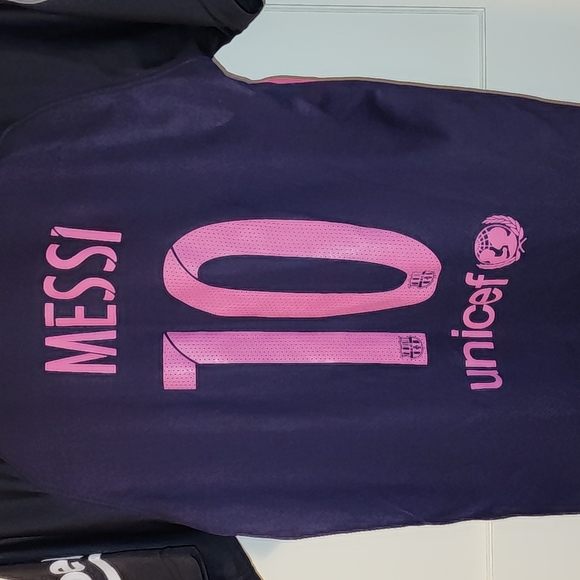 Great condition Authentic Messi Jersey - Picture 6 of 10